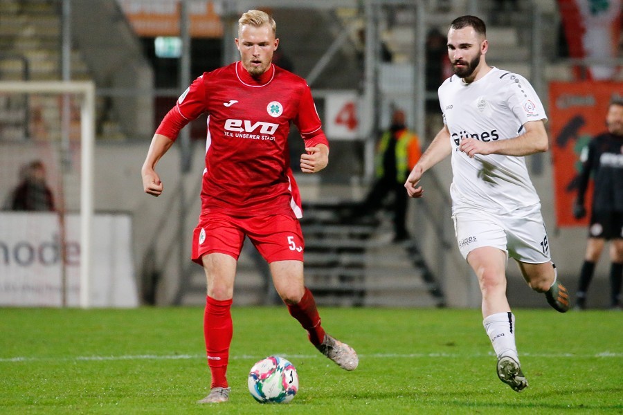 RW Oberhausen vs. SV Genc Osman Duisburg (2021/22)._45