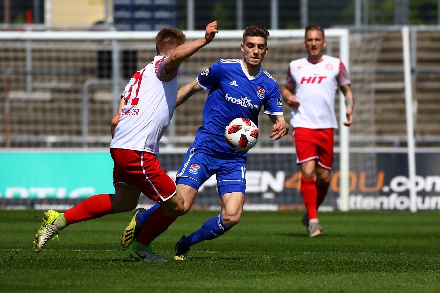 SC Fortuna Köln- SpVgg Unterhaching (2018/19)_13