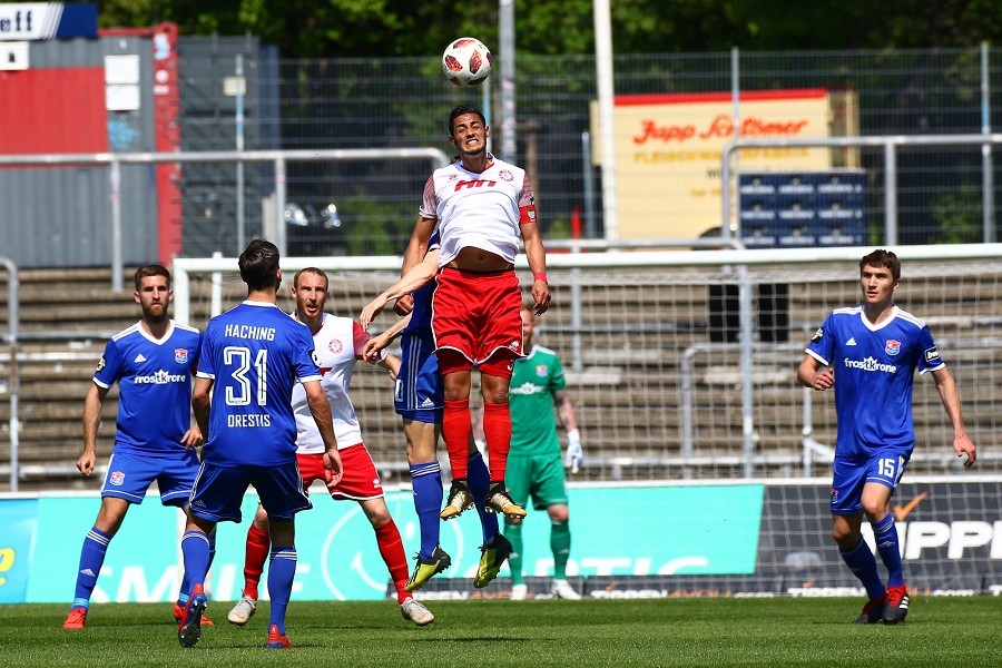 SC Fortuna Köln- SpVgg Unterhaching (2018/19)_17