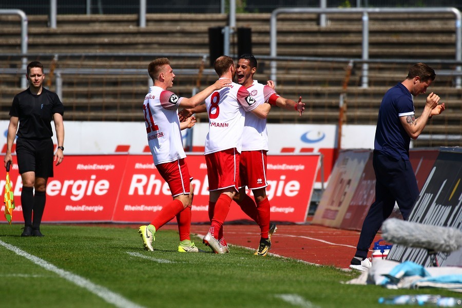 SC Fortuna Köln- SpVgg Unterhaching (2018/19)_19