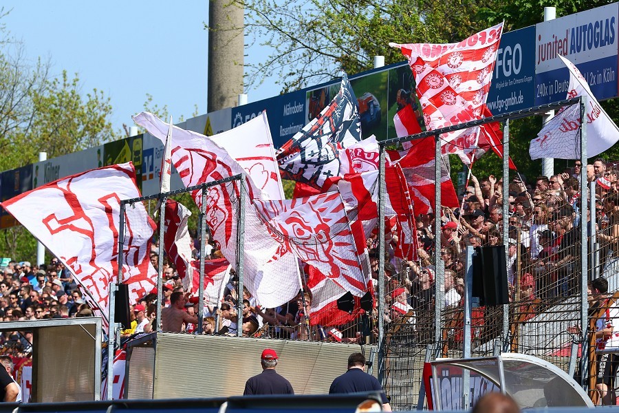 SC Fortuna Köln- SpVgg Unterhaching (2018/19)_32