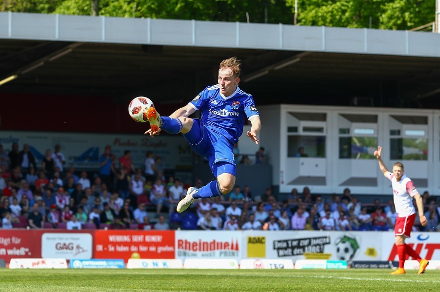 SC Fortuna Köln- SpVgg Unterhaching (2018/19)_43