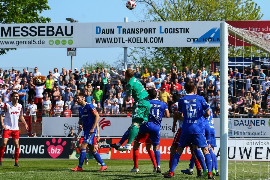 SC Fortuna Köln- SpVgg Unterhaching (2018/19)_47