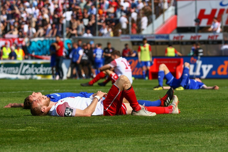 SC Fortuna Köln- SpVgg Unterhaching (2018/19)_51