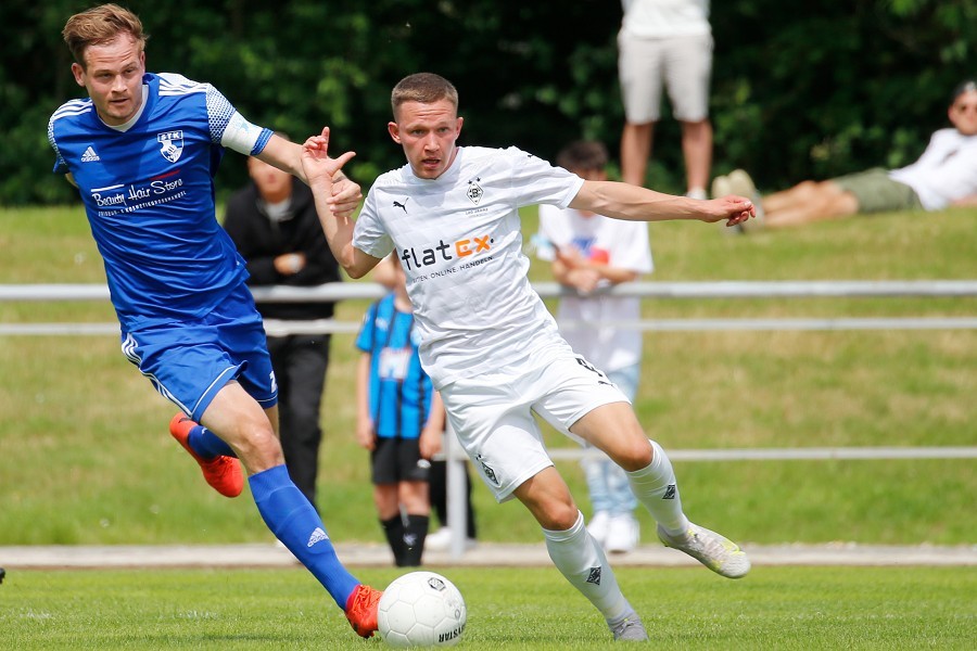 SC Teutonia Kleinenbroich vs. Borussia Mönchengladbach U23 (2021/22)_11