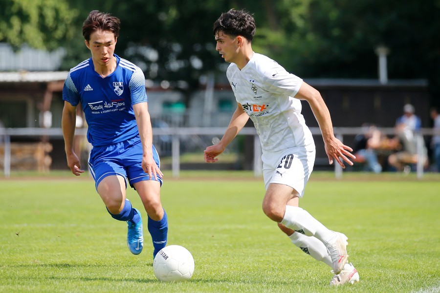 SC Teutonia Kleinenbroich vs. Borussia Mönchengladbach U23 (2021/22)_37