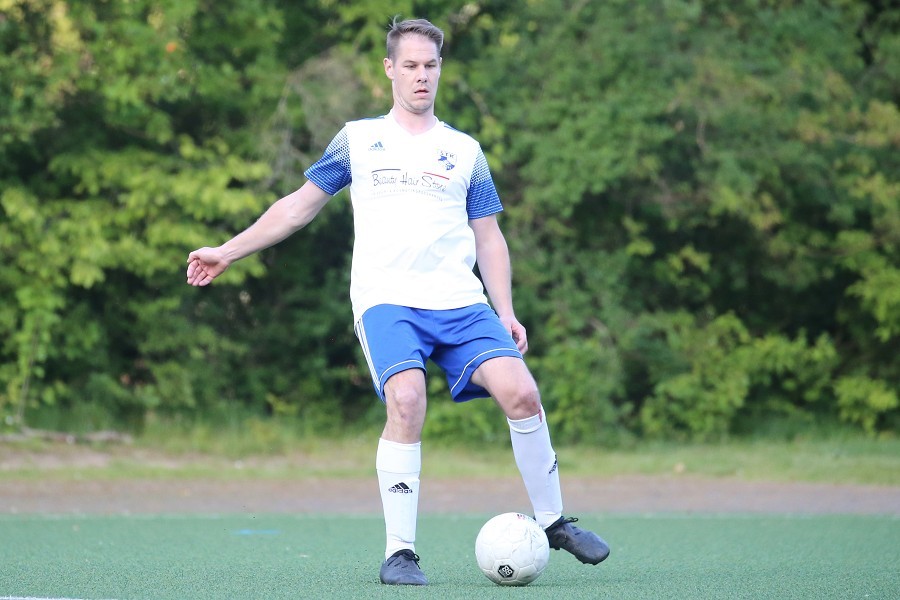SC Teutonia Kleinenbroich vs. DJK/VfL Giesenkirchen (2021/22)_10