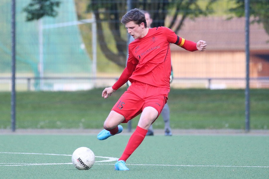 SC Teutonia Kleinenbroich vs. DJK/VfL Giesenkirchen (2021/22)_19