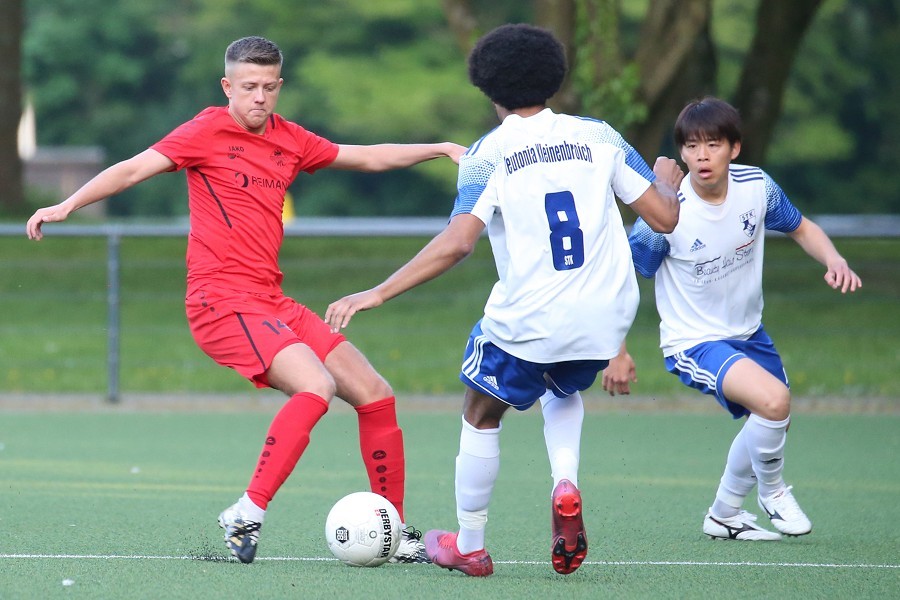 SC Teutonia Kleinenbroich vs. DJK/VfL Giesenkirchen (2021/22)_4