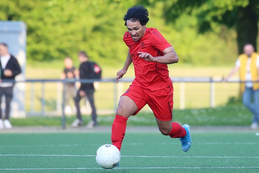 SC Teutonia Kleinenbroich vs. DJK/VfL Giesenkirchen (2021/22)_5
