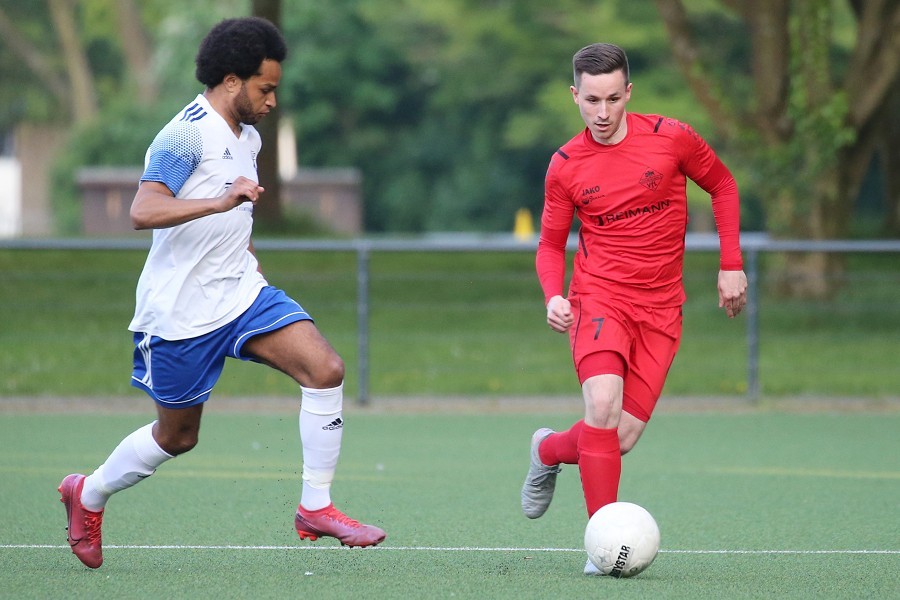 SC Teutonia Kleinenbroich vs. DJK/VfL Giesenkirchen (2021/22)_6