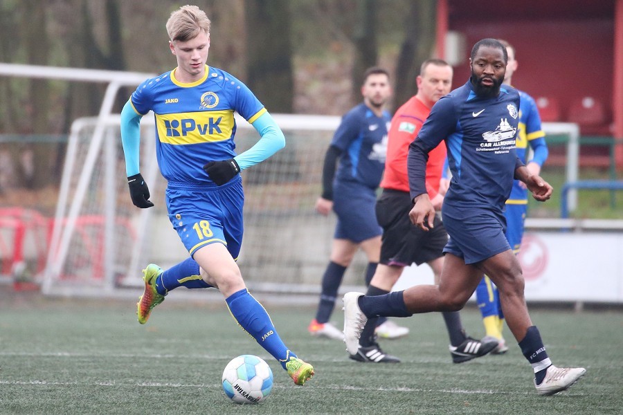 SC Union Nettetal U23 vs. FC Hellas Krefeld (2021/22)_11