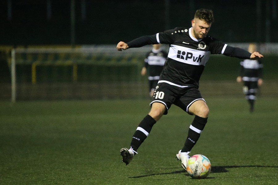 SC Union Nettetal vs. Ratingen 04/19 (2022/23)_16