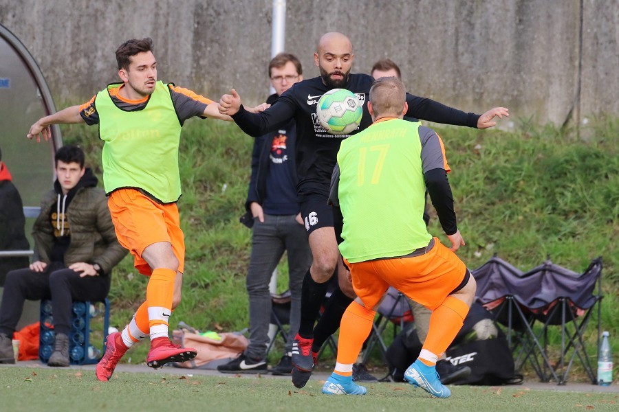 SC Victoria Mennrath III- SV Mönchengladbach II (2019/20)_12