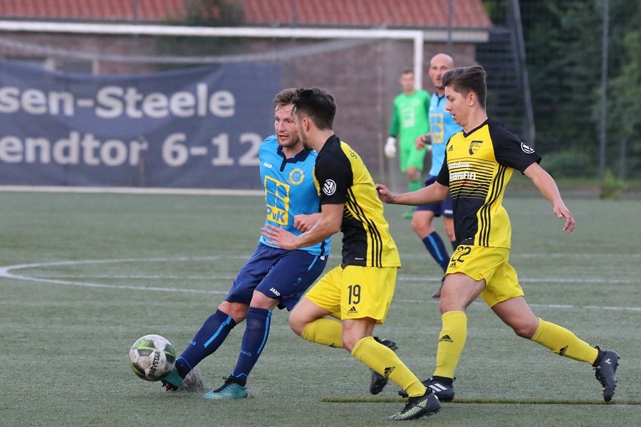 SF Niederwenigern- SC Union Nettetal (2017/18)_19