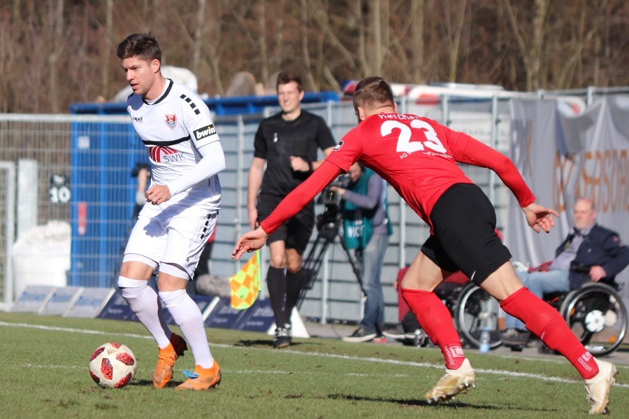 SG Sonnenhof Großaspach- KFC Uerdingen (2018/19)_20