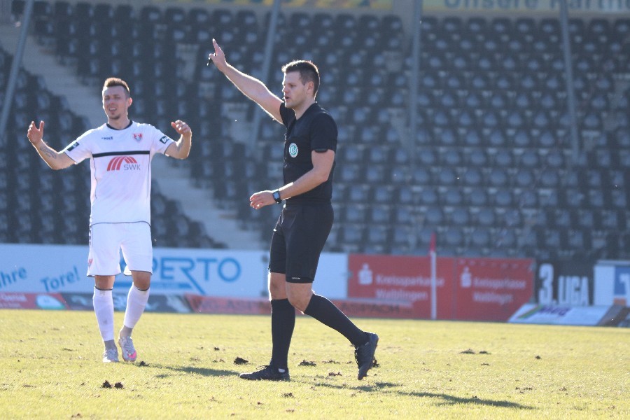 SG Sonnenhof Großaspach- KFC Uerdingen (2018/19)_39