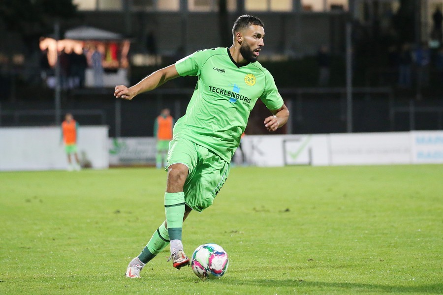 SG Wattenscheid 09 vs. SV Straelen (2022/23)_33