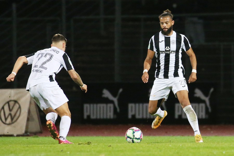 SG Wattenscheid 09 vs. SV Straelen (2022/23)_37