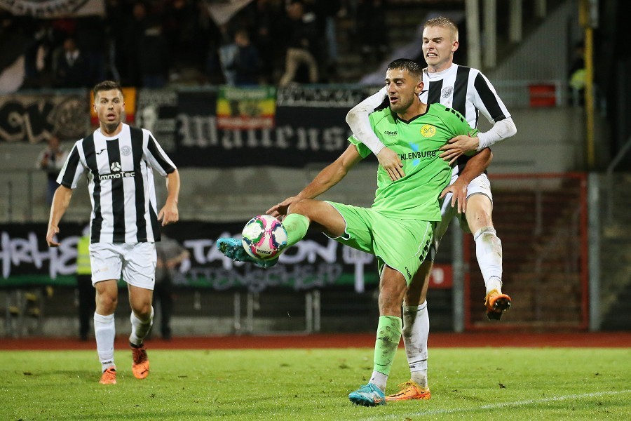 SG Wattenscheid 09 vs. SV Straelen (2022/23)_38