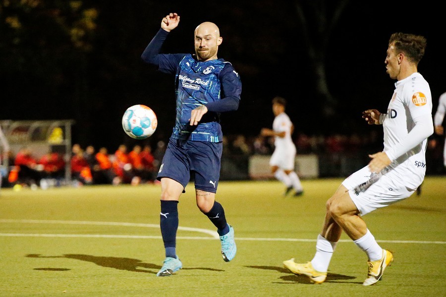 Sportfreunde Neuwerk vs. RW Essen (2021/22)_14