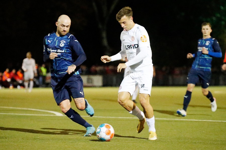 Sportfreunde Neuwerk vs. RW Essen (2021/22)_23