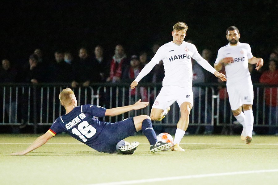 Sportfreunde Neuwerk vs. RW Essen (2021/22)_32