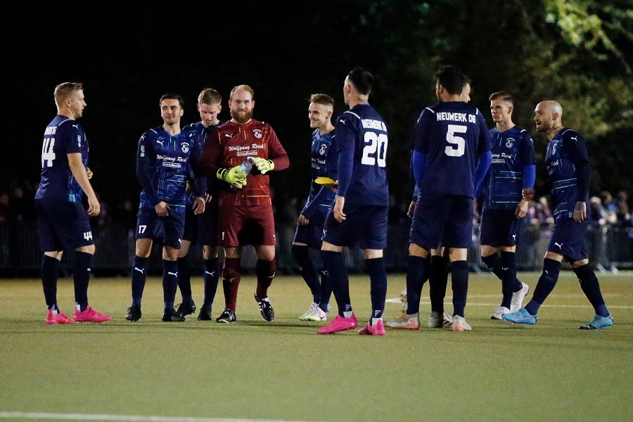 Sportfreunde Neuwerk vs. RW Essen (2021/22)_8