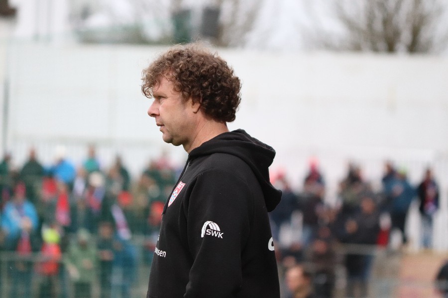 SpVgg Unterhaching- KFC Uerdingen (2018/19)_21
