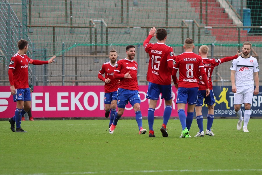 SpVgg Unterhaching- KFC Uerdingen (2018/19)_32