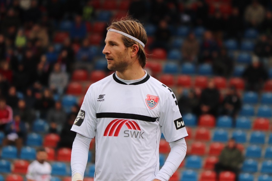 SpVgg Unterhaching- KFC Uerdingen (2018/19)_9