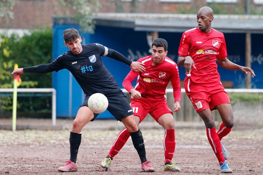 SV Scherpenberg vs. VSF Amern (2021/22)_19