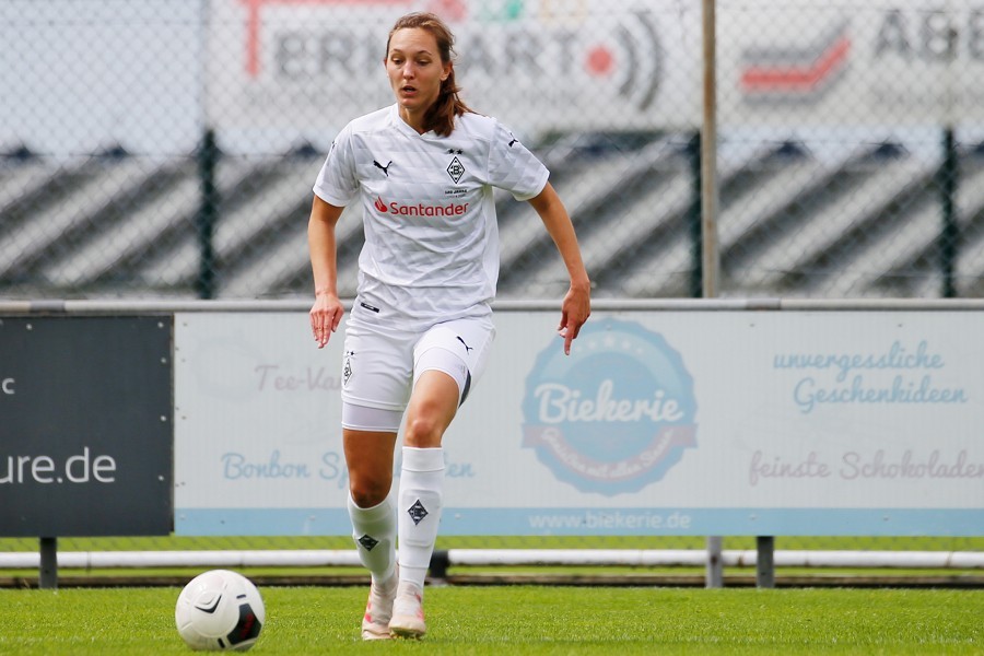 SV Straelen U15 vs. Borussia Mönchengladbach (2021/22)_11