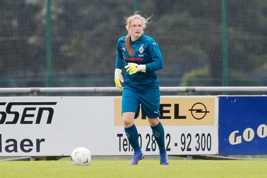 SV Straelen U15 vs. Borussia Mönchengladbach (2021/22)_13