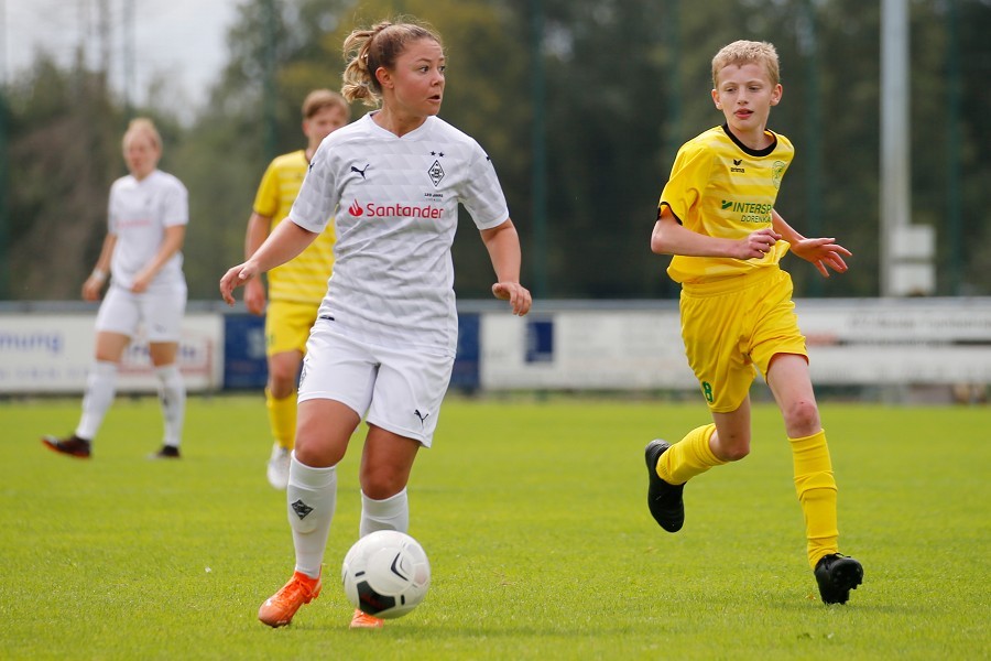 SV Straelen U15 vs. Borussia Mönchengladbach (2021/22)_16