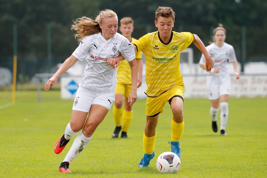 SV Straelen U15 vs. Borussia Mönchengladbach (2021/22)_24