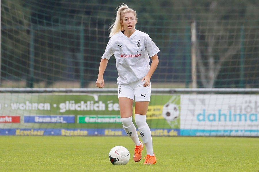 SV Straelen U15 vs. Borussia Mönchengladbach (2021/22)_3