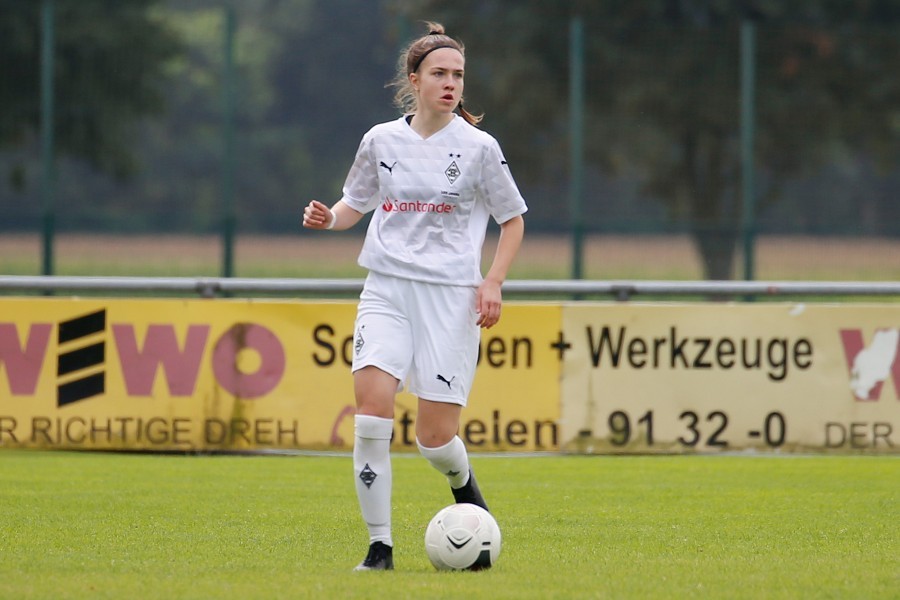 SV Straelen U15 vs. Borussia Mönchengladbach (2021/22)_9