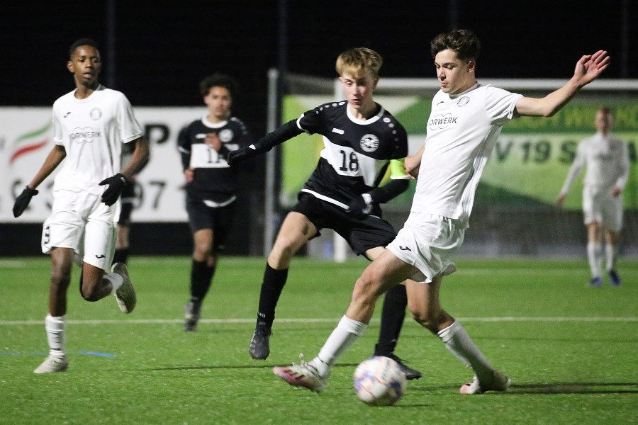 SV Straelen U17 vs. Wuppertaler SV U17 (2021/22)_16