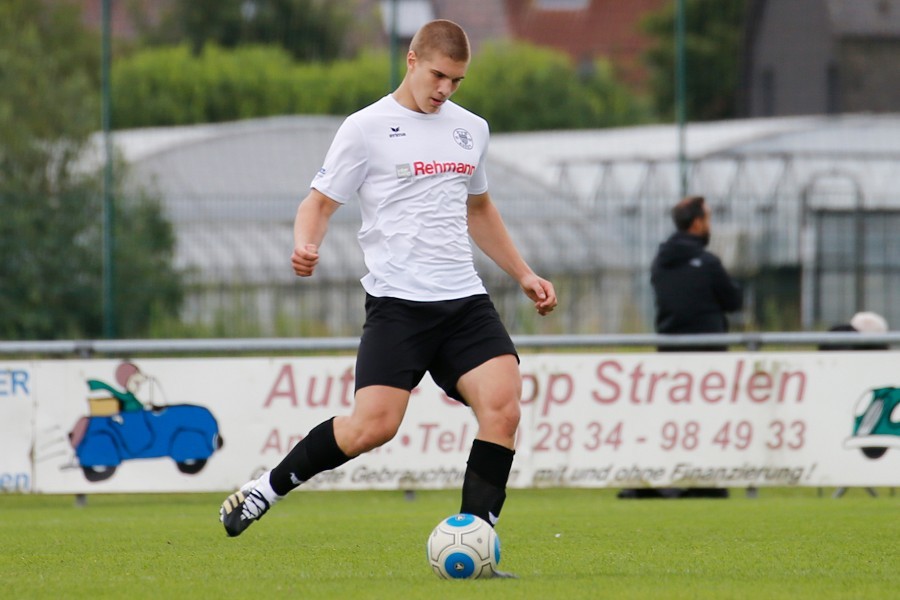 SV Straelen U19 vs. ETB SW Essen U19 (2021/22)_20