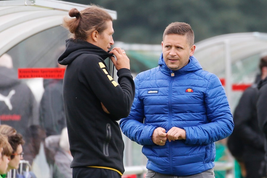 SV Straelen U19 vs. ETB SW Essen U19 (2021/22)_22