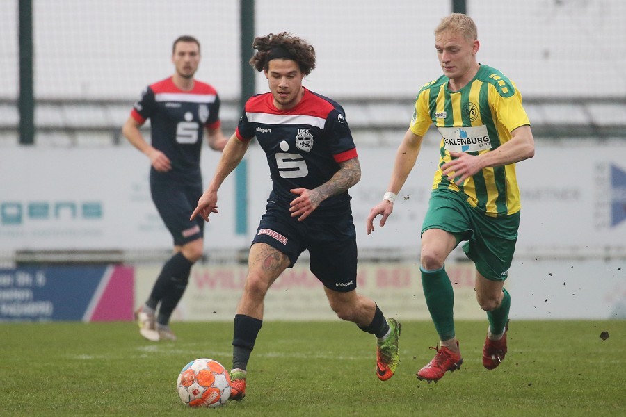 SV Straelen vs. Bonner SC (2021/22)_15