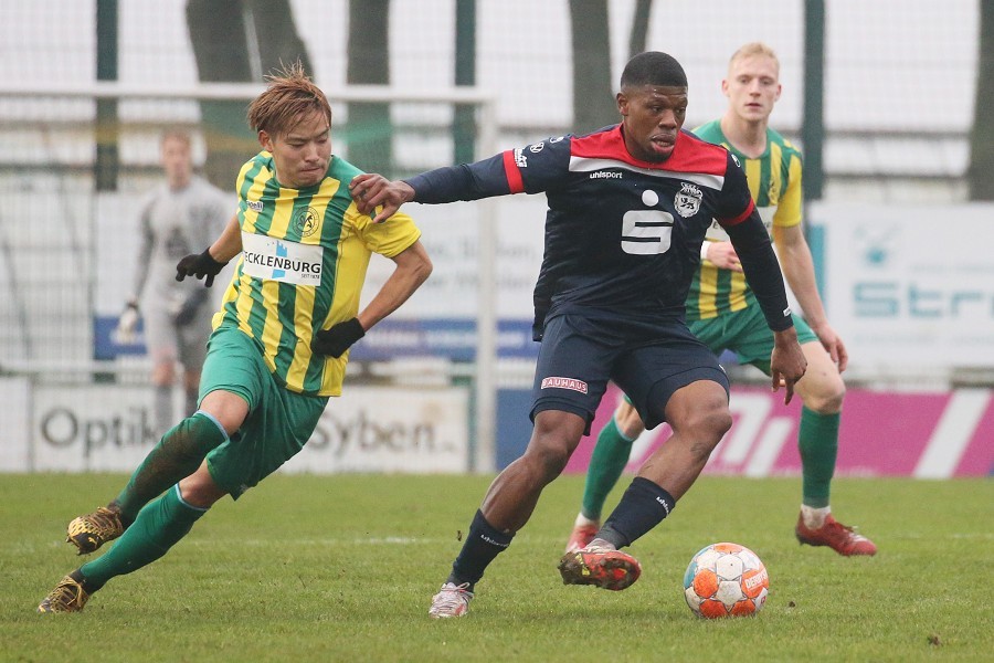 SV Straelen vs. Bonner SC (2021/22)_18