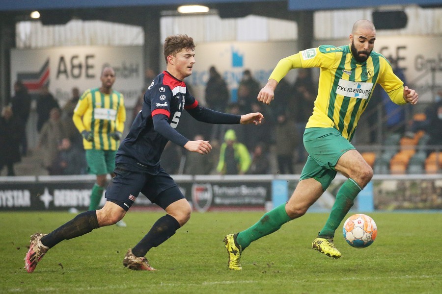 SV Straelen vs. Bonner SC (2021/22)_21