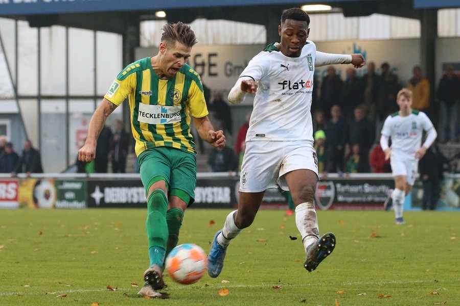 SV Straelen vs. Borussia Mönchengladbach U23 (2021/22)_2