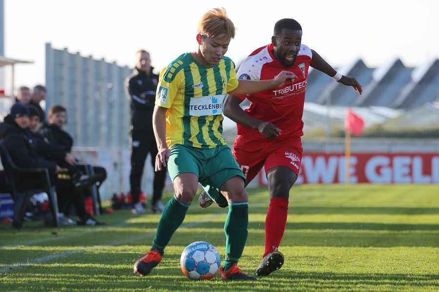 SV Straelen vs. FC Wegberg-Beeck (2021/22)_18