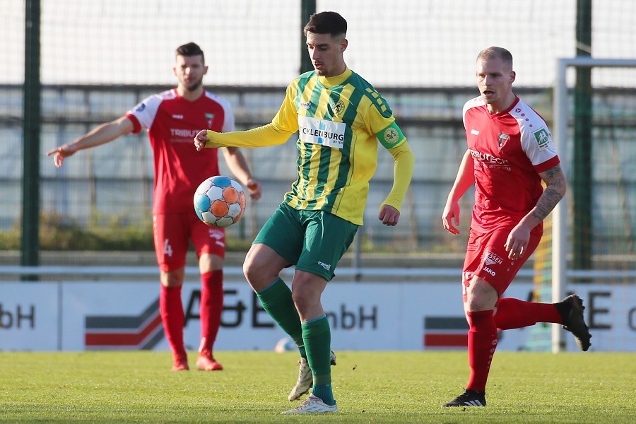 SV Straelen vs. FC Wegberg-Beeck (2021/22)_19
