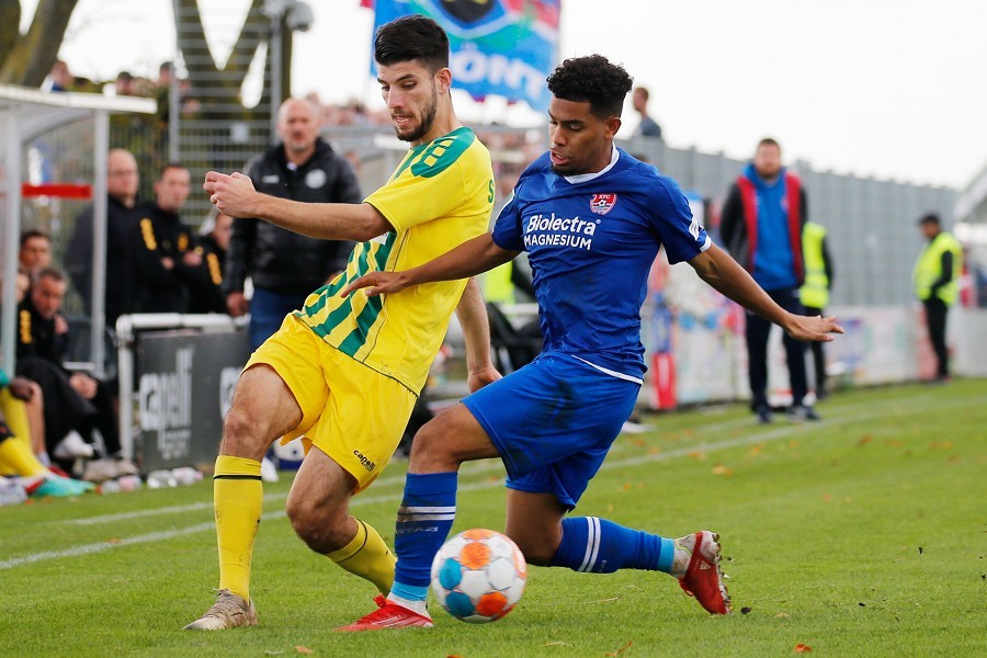 SV Straelen vs. KFC Uerdingen (2021/22)_37
