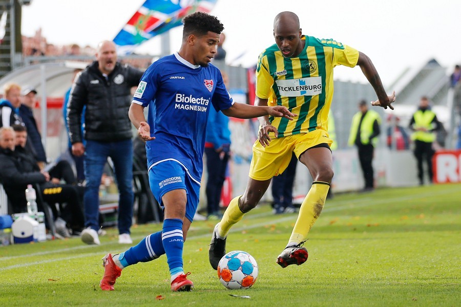 SV Straelen vs. KFC Uerdingen (2021/22)_40