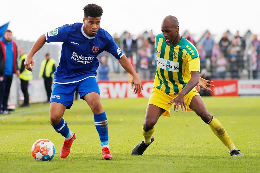 SV Straelen vs. KFC Uerdingen (2021/22)_41